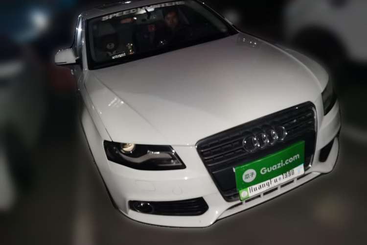 Used Audi A4L 2010 2.0 TFSI Standard Edition Front Right 45 Deg