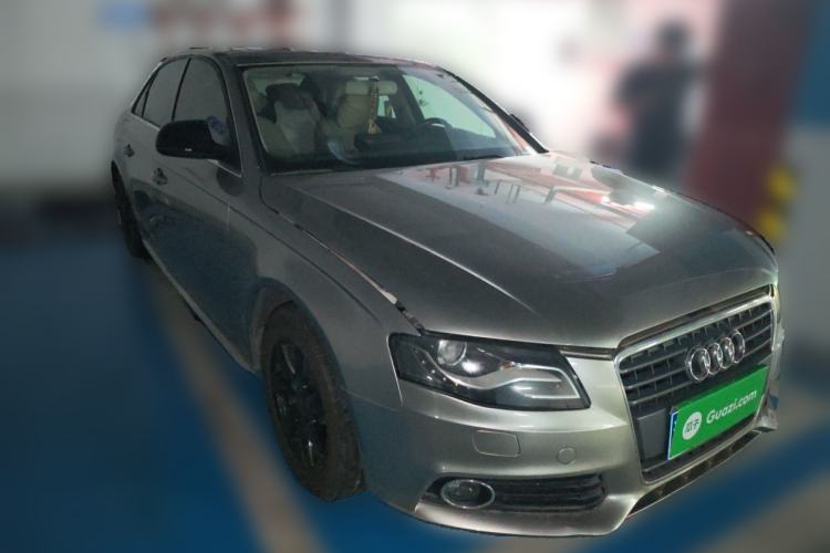 Used Audi A4L 2010 2.0 TFSI Standard Edition Front Right 45 Deg