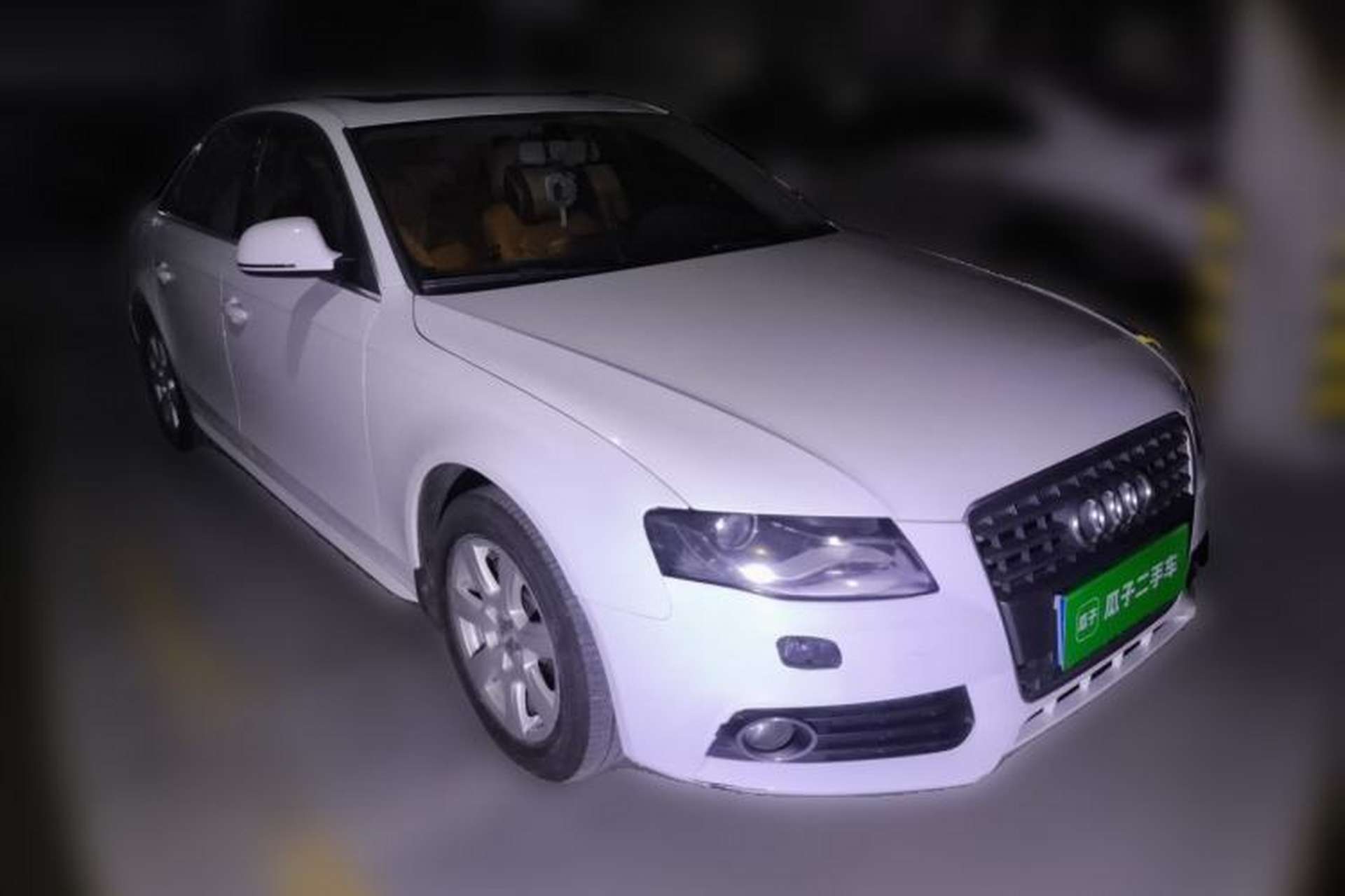 Used Audi A4L 2010 2.0 TFSI Standard Edition Front Right 45 Deg