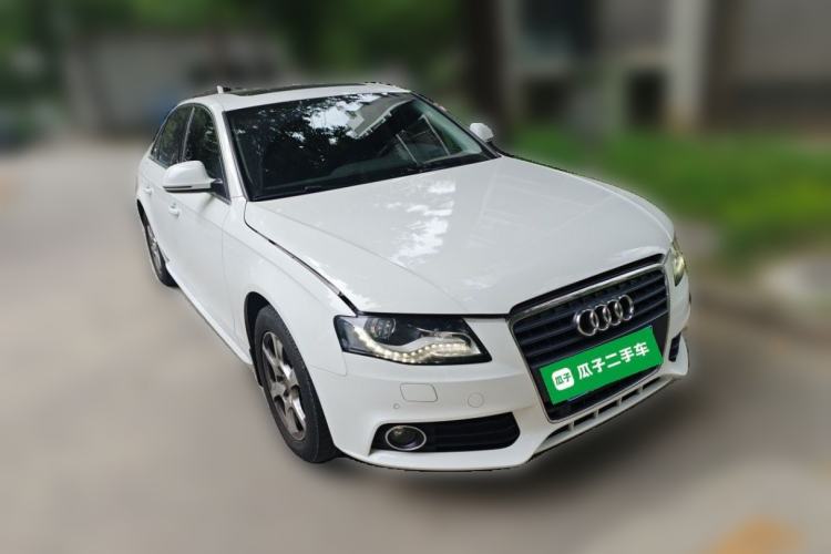 Used Audi A4L 2010 2.0 TFSI Technology Edition Front Right 45 Deg