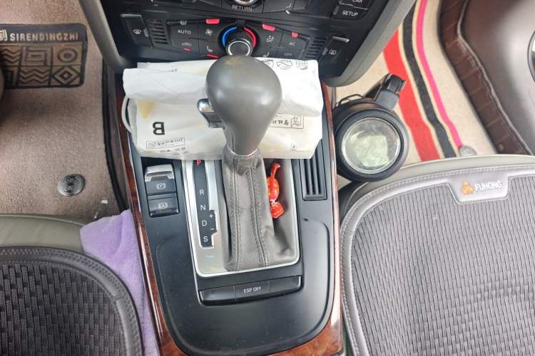 Used Audi A4L 2010 2.0 TFSI Comfort Edition Gear Lever