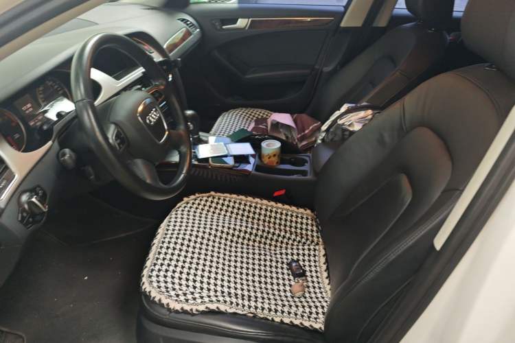 Used Audi A4L 2010 2.0 TFSI Technology Edition Left Front Seat