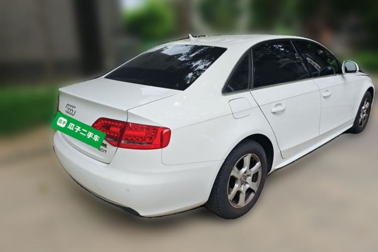 Used Audi A4L 2010 2.0 TFSI Technology Edition Rear Right 45 Deg