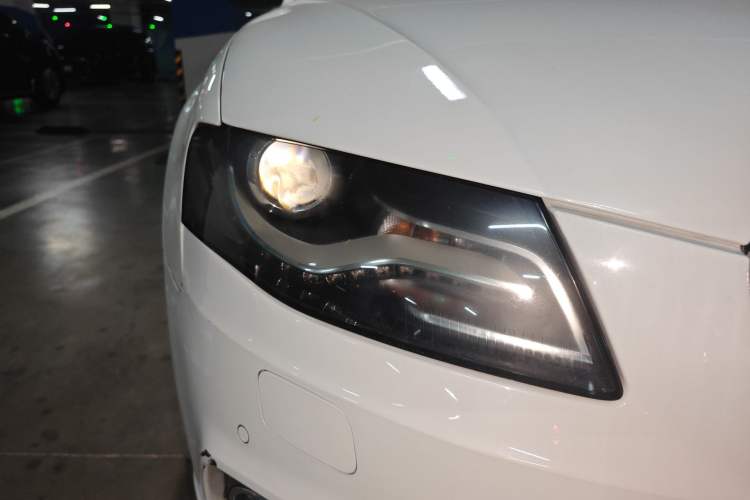 Used Audi A4L 2010 2.0 TFSI Technology Edition Right Front Headlight