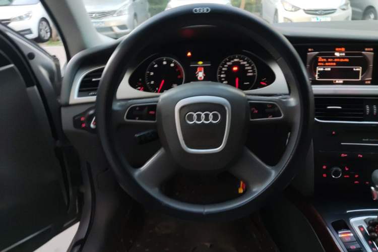 Used Audi A4L 2010 2.0 TFSI Technology Edition Steering Wheel