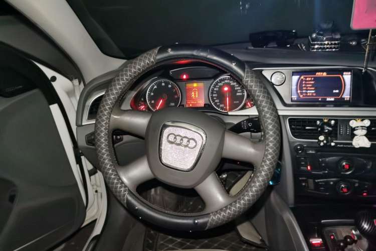 Used Audi A4L 2010 2.0 TFSI Standard Edition Steering Wheel