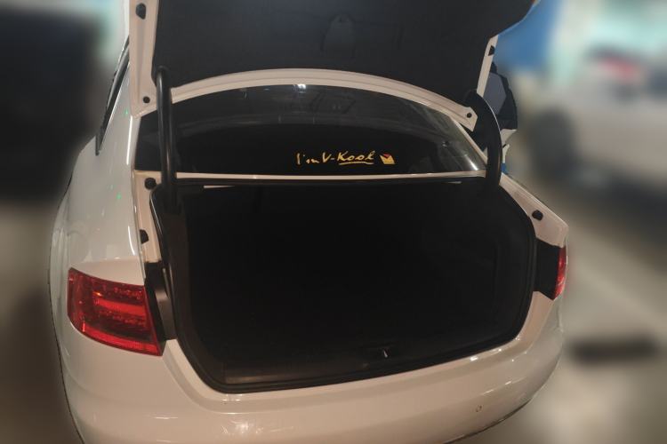 Used Audi A4L 2010 2.0 TFSI Technology Edition Trunk