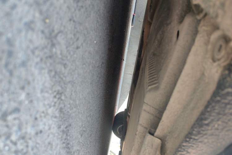 Used Audi A4L 2011 2.0 TFSI Standard Model Chassis Front Left