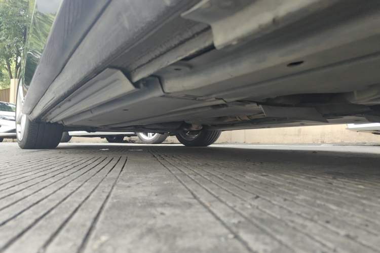 Used Audi A4L 2011 2.0 TFSI Standard Model Chassis Rear Left