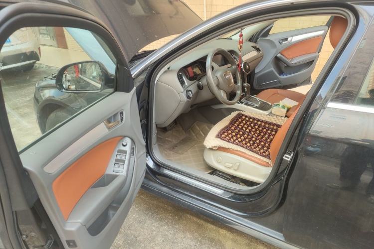 Used Audi A4L 2011 2.0 TFSI Standard Model Driver Seat