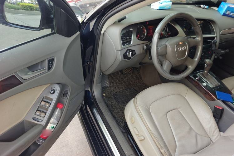 Used Audi A4L 2011 2.0 TFSI Comfort Model Driver Seat