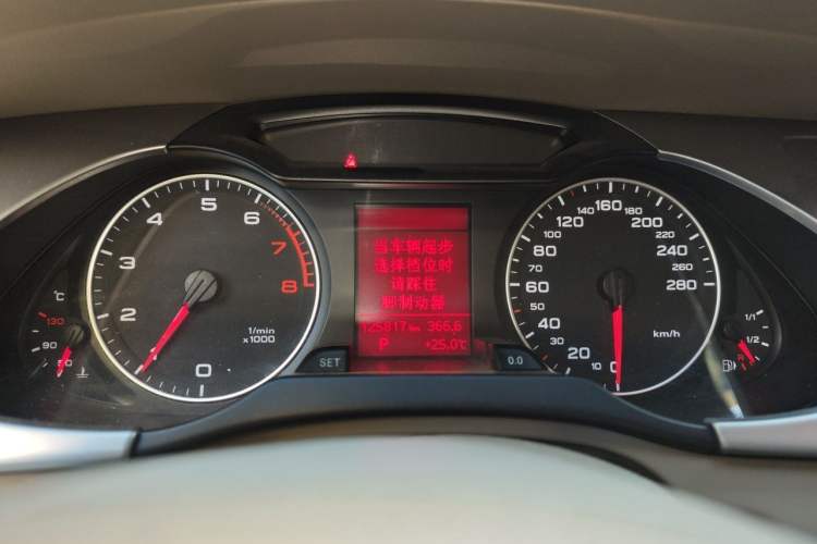 Used Audi A4L 2011 2.0 TFSI Comfort Model Instrument Cluster