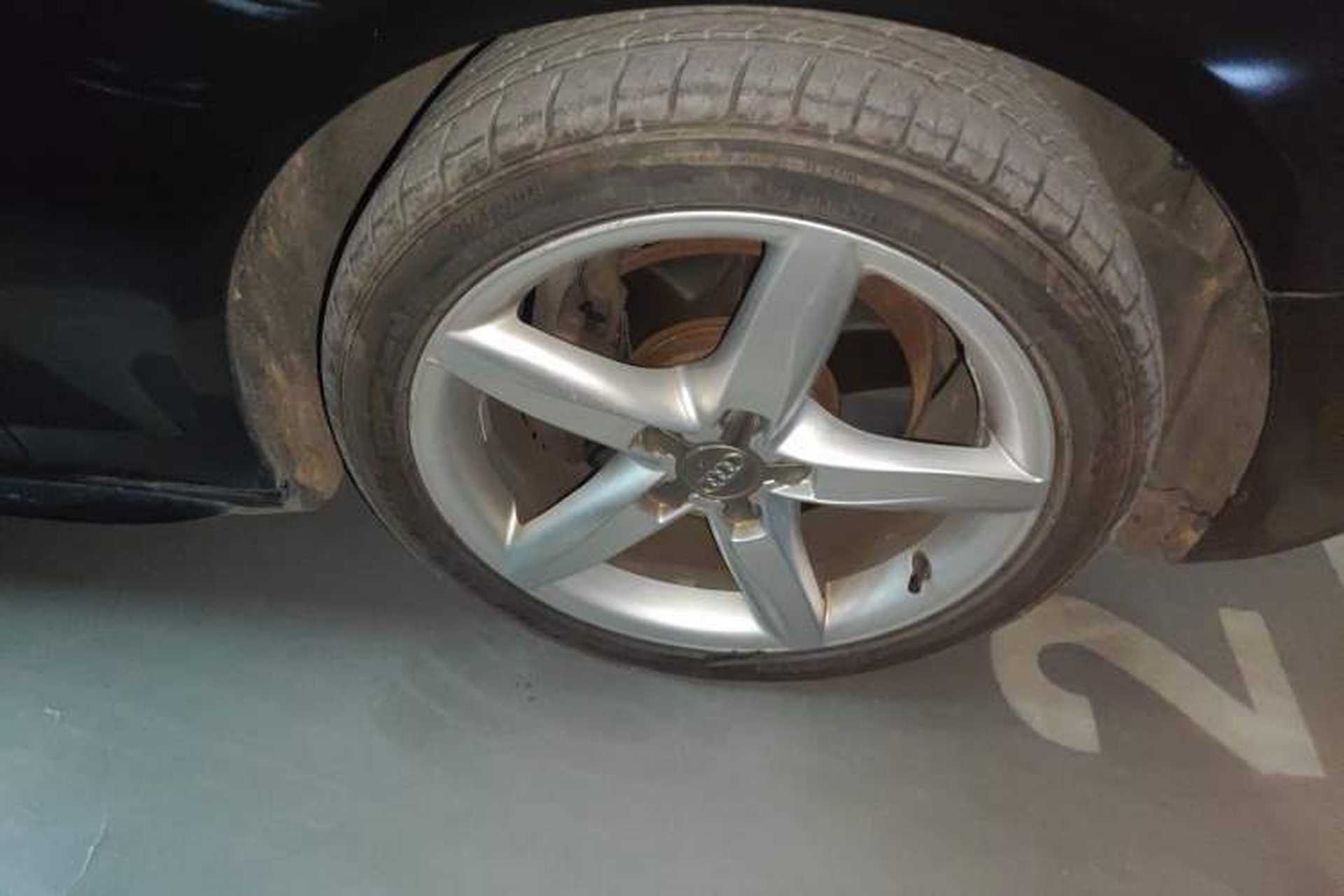 Used Audi A4L 2011 2.0 TFSI Sport Edition Right Front Wheel Hub