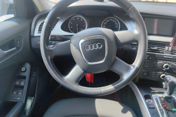 Used Audi A4L 2011 2.0 TFSI Standard Model Steering Wheel