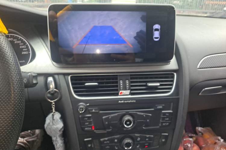Used Audi A4L 2011 2.0 TFSI Luxury Model Audio And AC Panel
