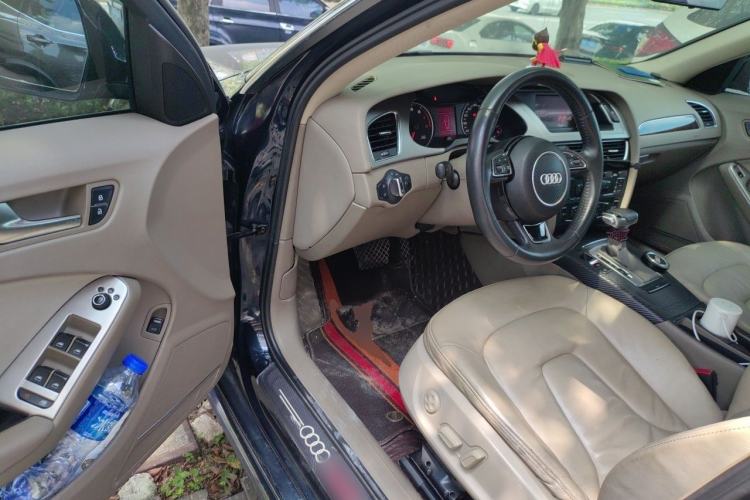 Used Audi A4L 2011 2.0 TFSI Standard Model Driver Seat