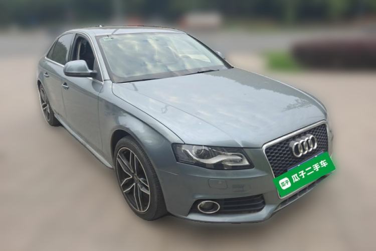 Used Audi A4L 2011 2.0 TFSI Luxury Model Front Right 45 Deg