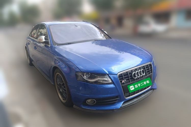 Used Audi A4L 2011 2.0 TFSI Sport Edition Front Right 45 Deg
