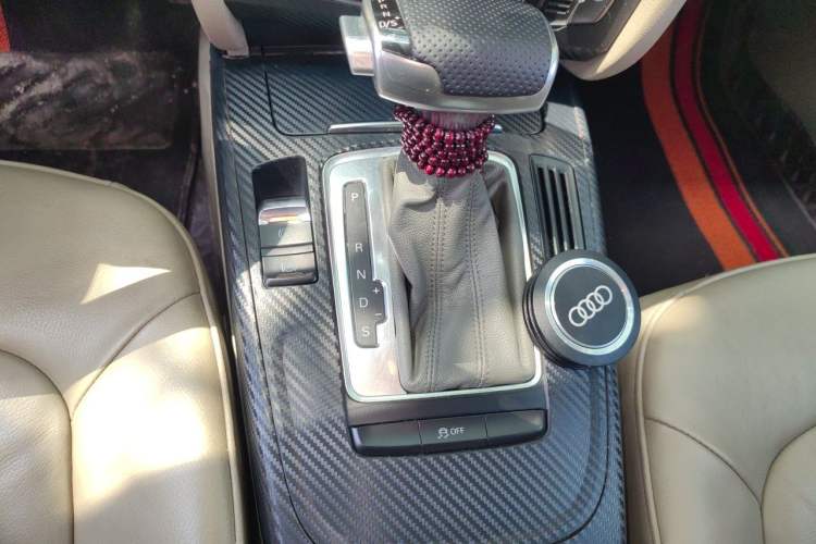 Used Audi A4L 2011 2.0 TFSI Standard Model Gear Lever