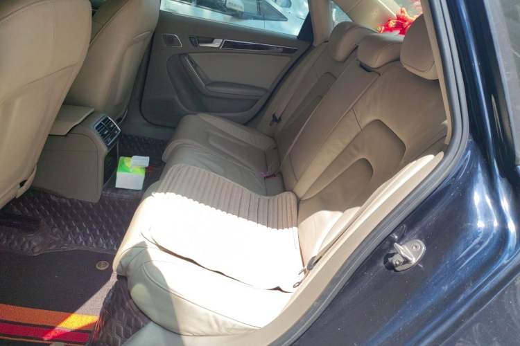 Used Audi A4L 2011 2.0 TFSI Standard Model Left Rear Seat