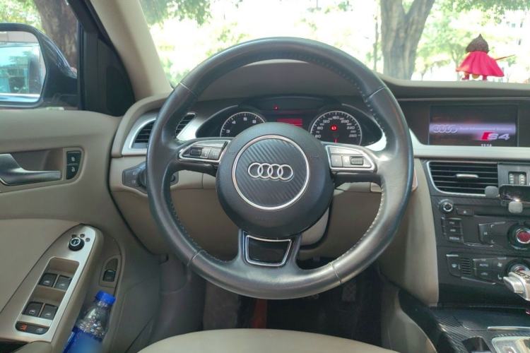 Used Audi A4L 2011 2.0 TFSI Standard Model Steering Wheel