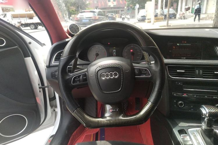 Used Audi A4L 2011 2.0 TFSI Sport Edition Steering Wheel