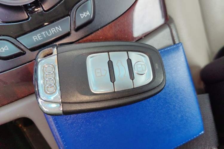 Used Audi A4L 2011 2.0 TFSI Luxury Model Vehicle Key