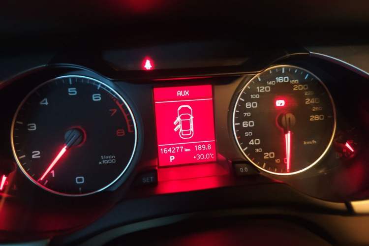 Used Audi A4L 2011 2.0 TFSI Comfort Model Instrument Cluster