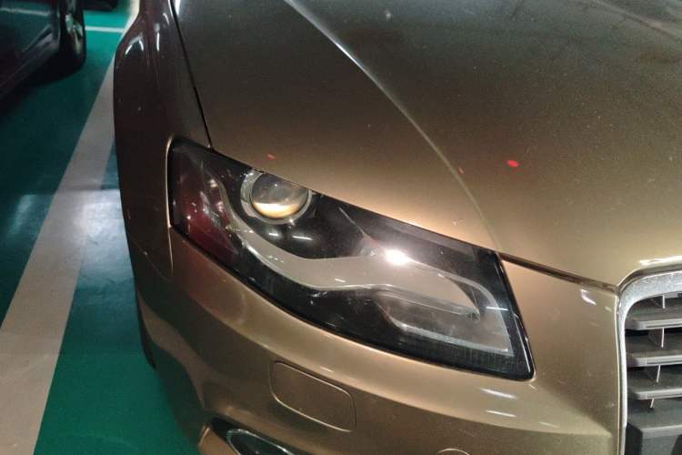 Used Audi A4L 2011 2.0 TFSI Comfort Model Right Front Headlight