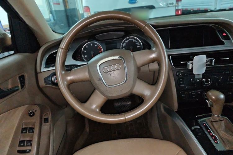 Used Audi A4L 2011 2.0 TFSI Standard Model Steering Wheel