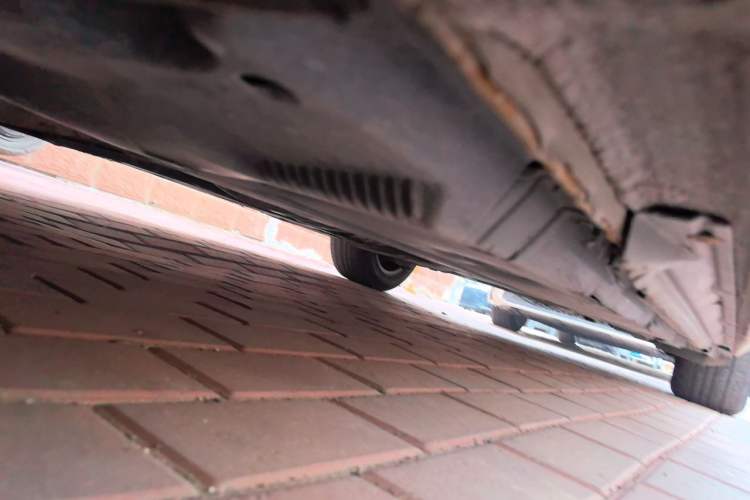 Used Audi A4L 2011 2.0 TFSI Standard Model Chassis Front Left