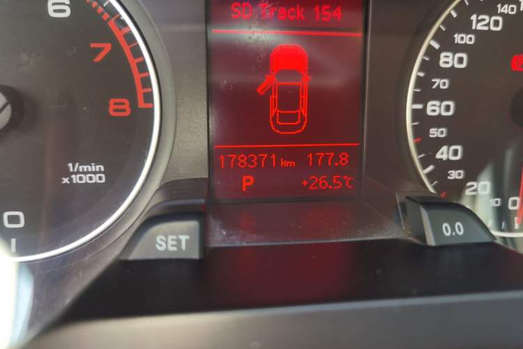 Used Audi A4L 2011 2.0 TFSI Comfort Model Odometer Close Up