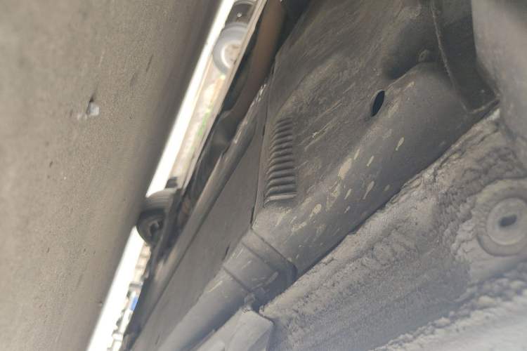 Used Audi A4L 2011 2.0 TFSI Comfort Model Chassis Front Left