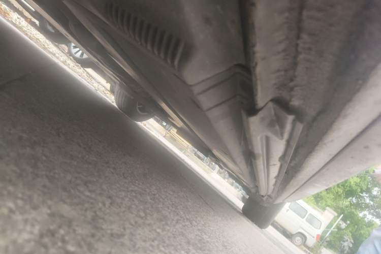Used Audi A4L 2011 2.0 TFSI Technology Edition Chassis Front Left