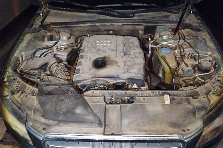Used Audi A4L 2011 2.0 TFSI Standard Model Engine Bay
