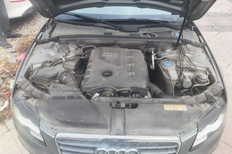Used Audi A4L 2011 2.0 TFSI Technology Edition Engine Bay