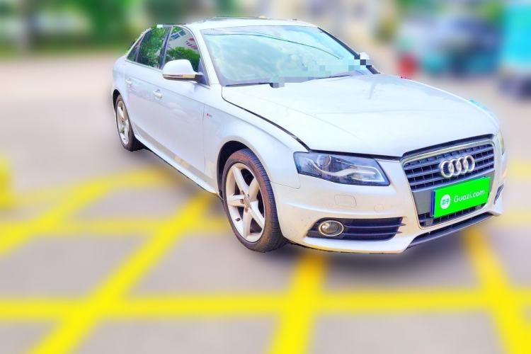 Used Audi A4L 2011 2.0 TFSI Sport Edition Front Right 45 Deg