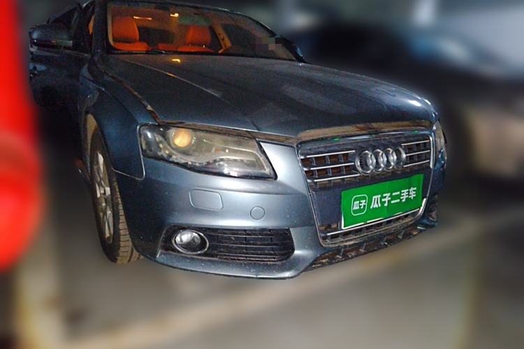 Used Audi A4L 2011 2.0 TFSI Standard Model Front Right 45 Deg