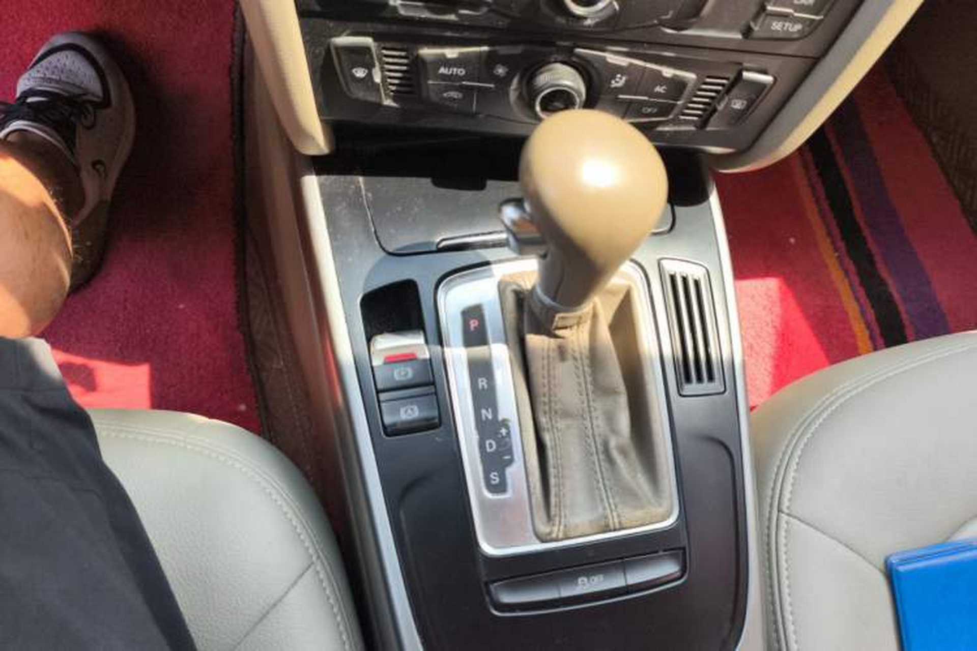 Used Audi A4L 2011 1.8 TFSI Comfort Model Gear Lever