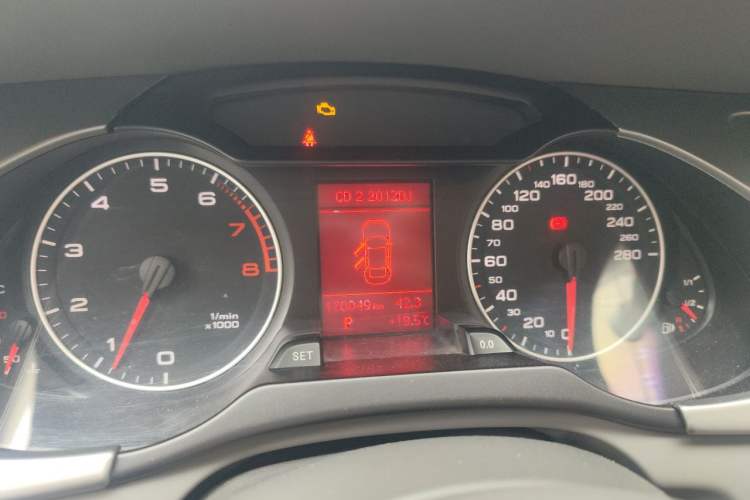 Used Audi A4L 2011 2.0 TFSI Comfort Model Instrument Cluster
