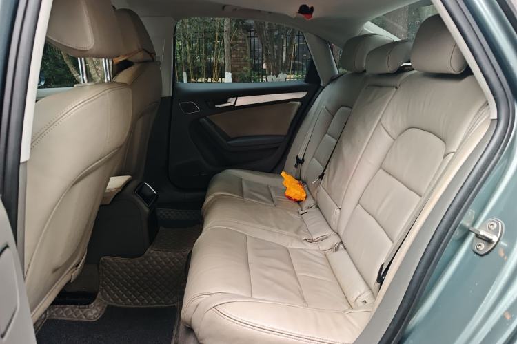 Used Audi A4L 2011 2.0 TFSI Comfort Model Left Rear Seat