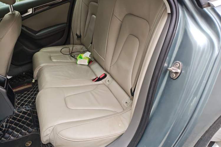Used Audi A4L 2011 2.0 TFSI Comfort Model Left Rear Seat