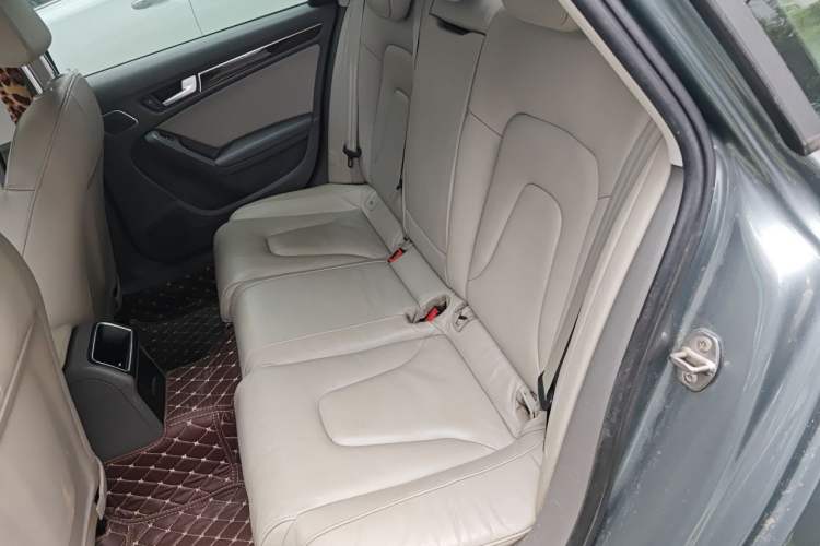 Used Audi A4L 2011 2.0 TFSI Comfort Model Left Rear Seat