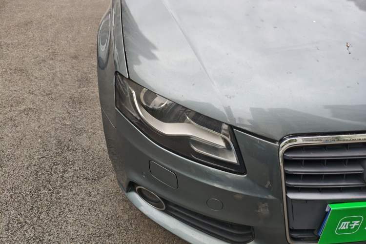 Used Audi A4L 2011 2.0 TFSI Comfort Model Right Front Headlight