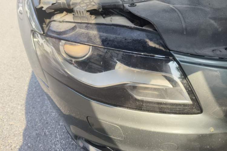 Used Audi A4L 2011 2.0 TFSI Comfort Model Right Front Headlight