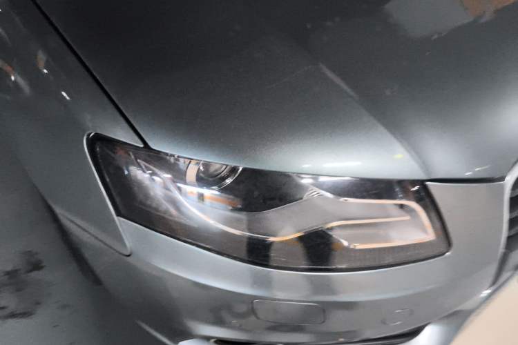 Used Audi A4L 2011 2.0 TFSI Luxury Model Right Front Headlight