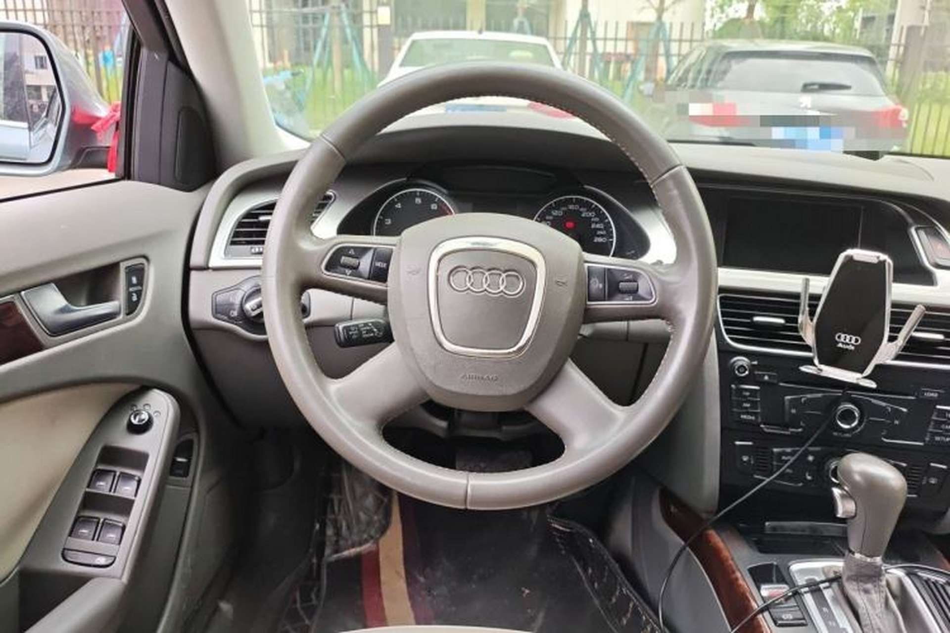 Used Audi A4L 2011 2.0 TFSI Comfort Model Steering Wheel