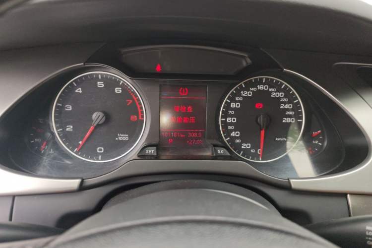 Used Audi A4L 2011 2.0 TFSI Standard Model Instrument Cluster