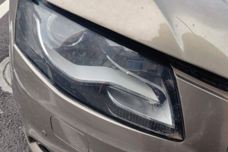 Used Audi A4L 2011 2.0 TFSI Standard Model Right Front Headlight