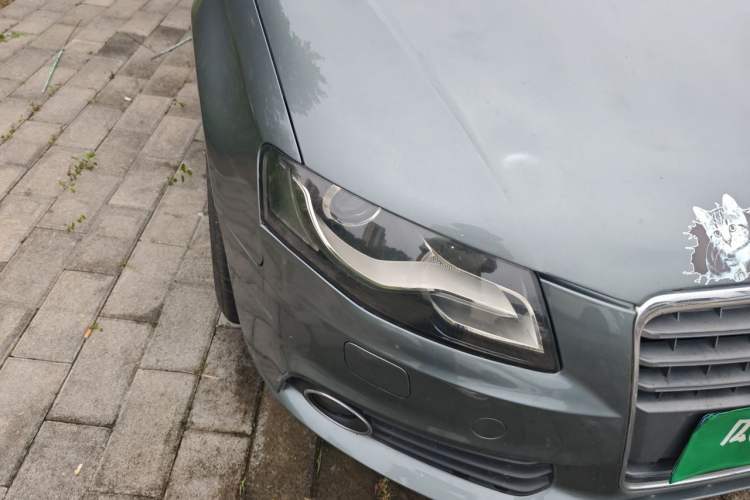 Used Audi A4L 2011 2.0 TFSI Standard Model Right Front Headlight